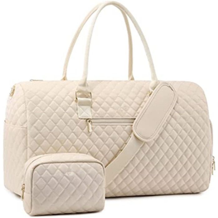mens-and-womens-large-travel-luggage-bag-882860.jpg
