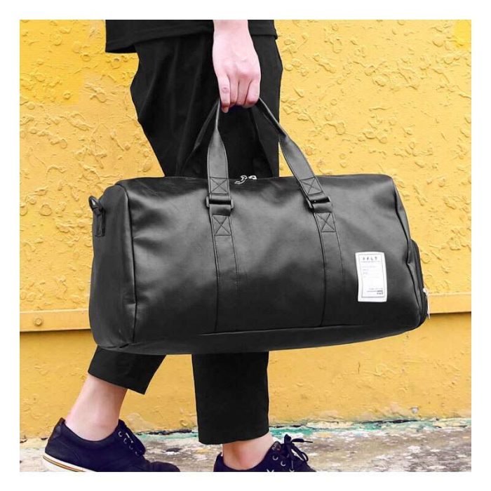 synthetic-leather-sports-gym-bag-481960.jpg