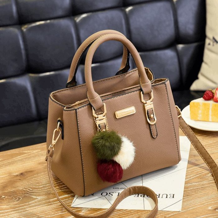 womens-bulky-leather-shoulder-bag-282816.jpg