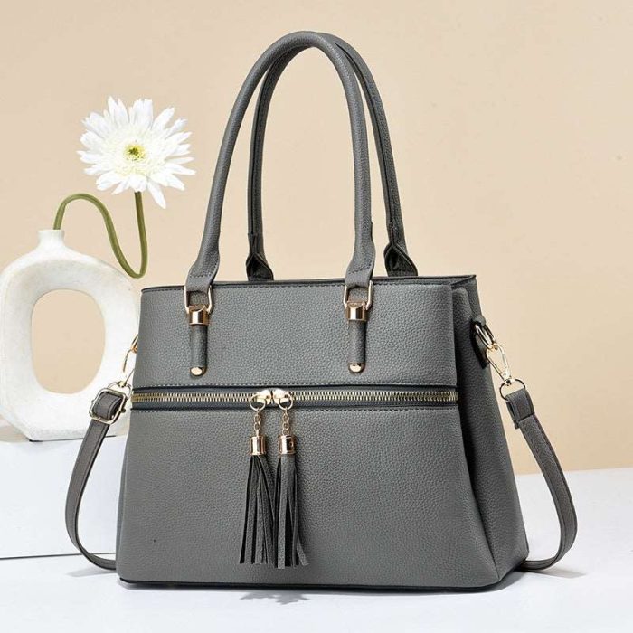 womens-large-capacity-soft-leather-tassel-shoulder-bag-595237.jpg