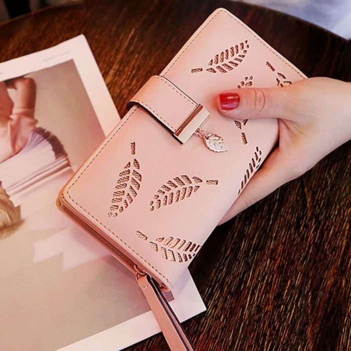 womens-leaf-pattern-wallet-604371.jpg