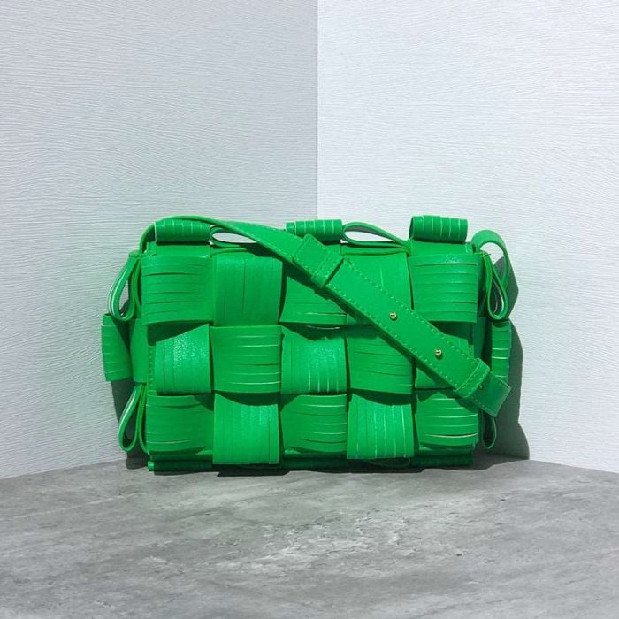 womens-luxury-leather-woven-one-shoulder-messenger-bag-838030.jpg
