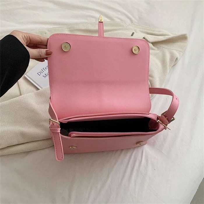 womens-synthetic-leather-handbag-with-handle-685275.jpg