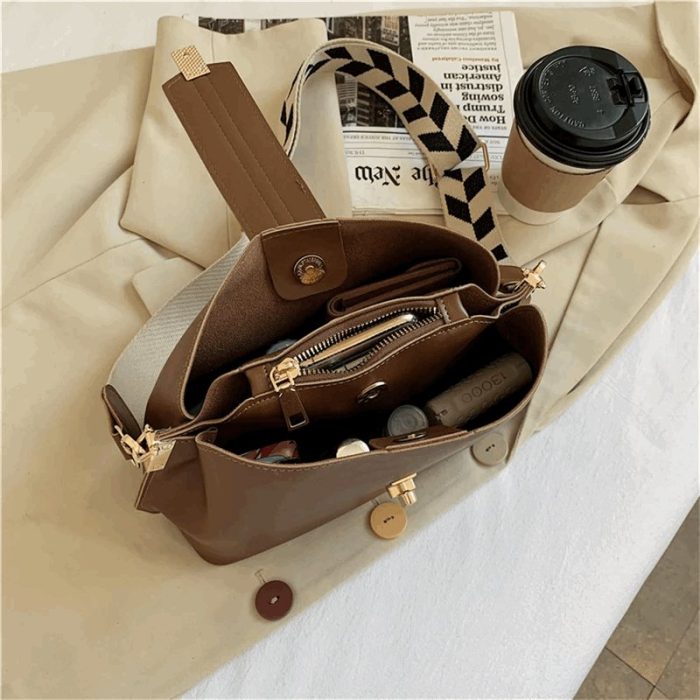 womens-wide-shoulder-strap-bucket-bag-405318.jpg